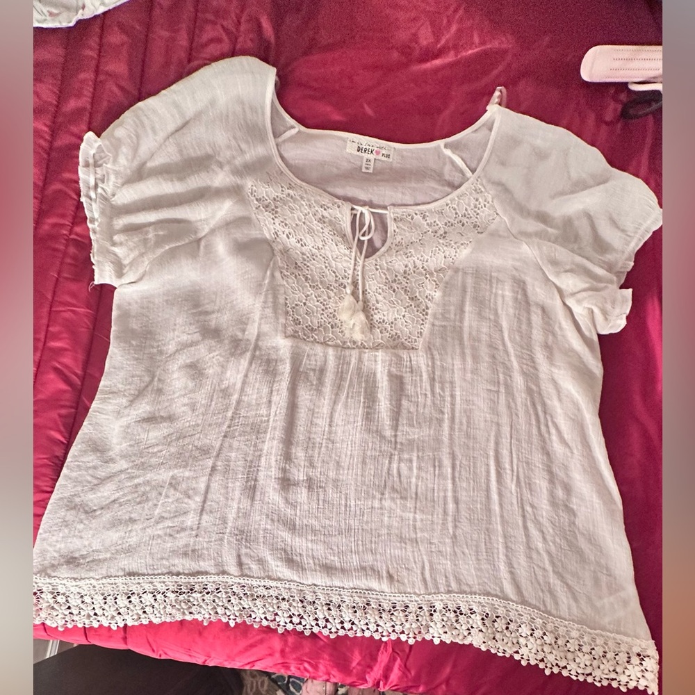 Cream Top with Elegant Lace Trim 25” Pit-To-Pit
